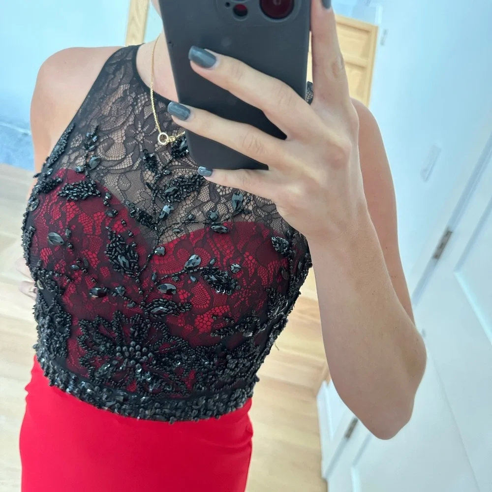 size 2 - Picture 3 of 5